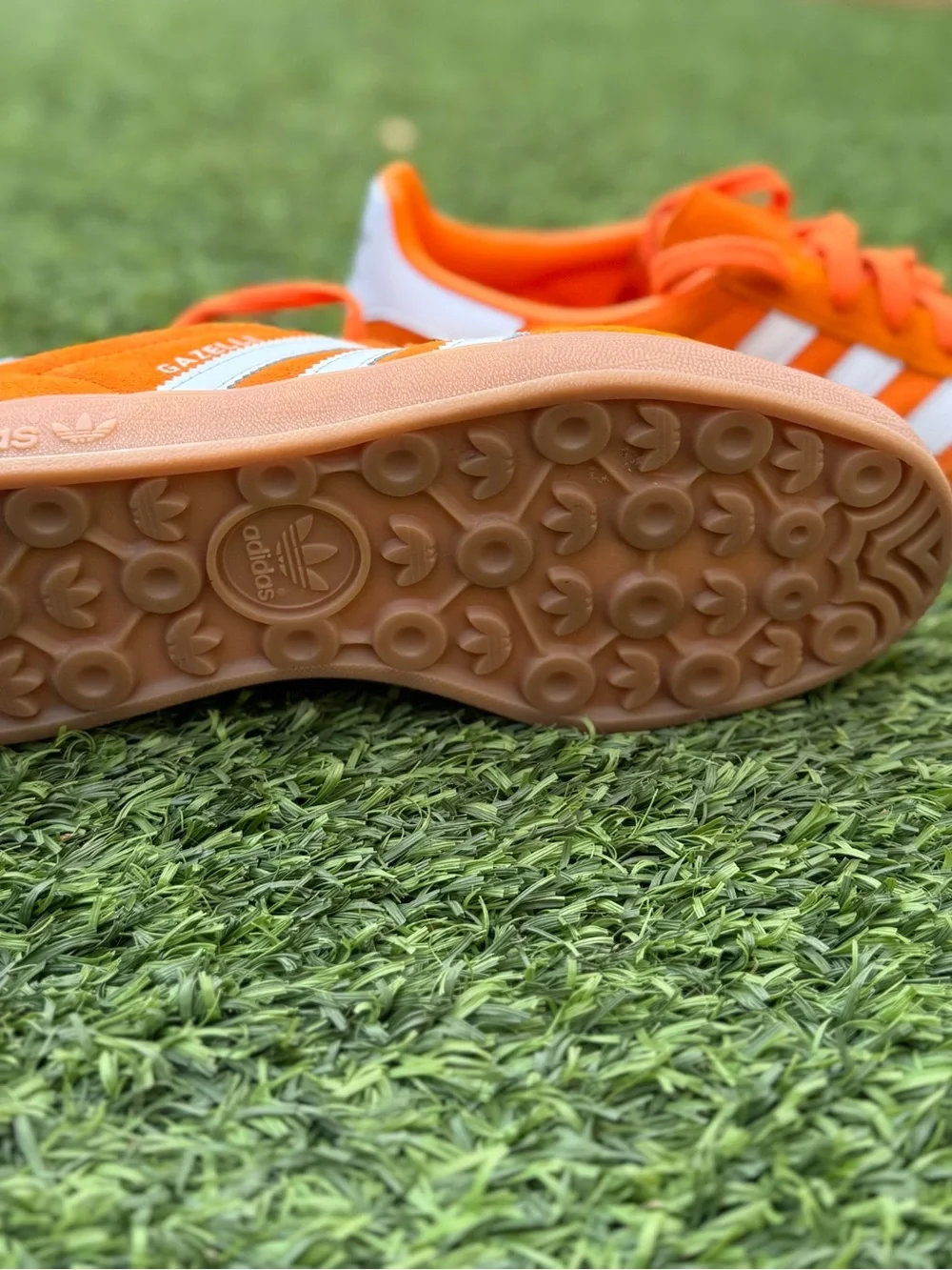 adidas gazelle unity